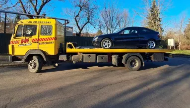 Fekete fecskében tartóztatták le békési férfit, de: két barátja és két kocsi is "ugrott"