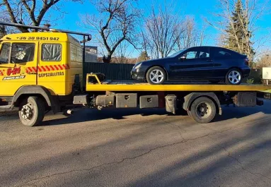 Fekete fecskében tartóztatták le békési férfit, de: két barátja és két kocsi is "ugrott"