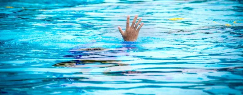 Medencébe "fulladt": a halottnak hitt gyermek hirtelen életjeleket mutat