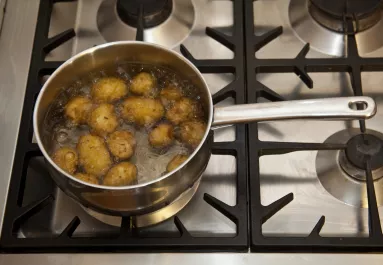 Ezt a 3 hibát sokan elkövetik a krumpli főzésekor – Ezért ne tedd!