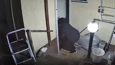 Benny Hillbe illő módon vallott többször is kudarcot Tímea: letartóztatták