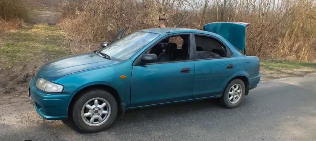 15 éves ikerlányaival állították meg a sóshartyáni apát: amit a kocsiban találtak, azért előzetesbe is került