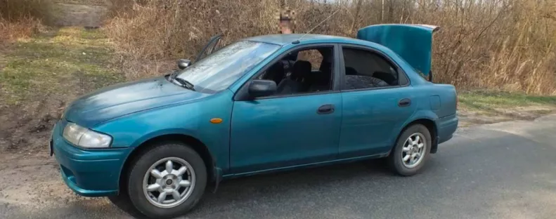 15 éves ikerlányaival állították meg a sóshartyáni apát: amit a kocsiban találtak, azért előzetesbe is került