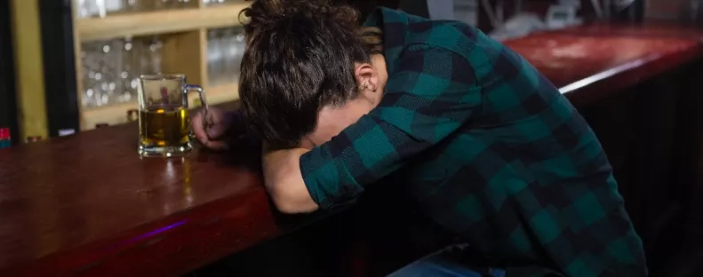 Sokat ivott Nőnapon a hőgyészi férfi: mivel a feleségének semmit nem vett, végzetes döntést hozott