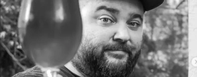 Ismert influenszer a tragédia áldozata: a felesége és apja is meghalt