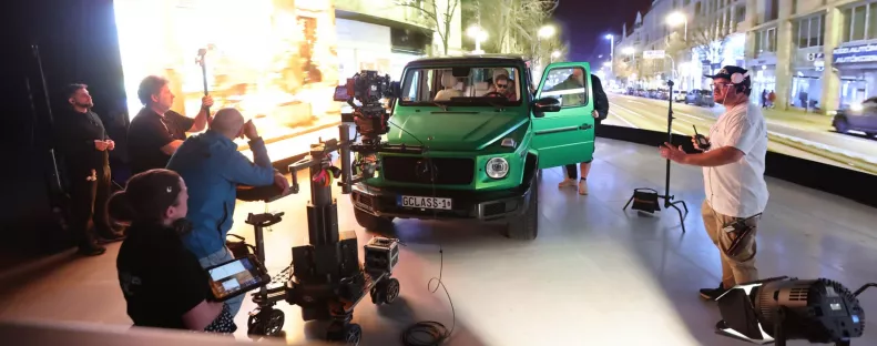 Fiatal sztárokkal és legendás színészekkel készül a TV2 új sorozata