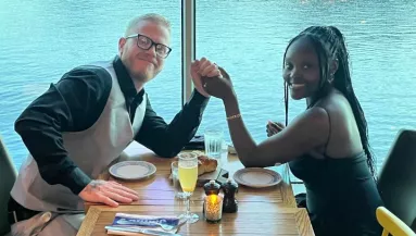 Fiatal párja miatt ekézik a 38 éves srácot – Ezt mondja ő