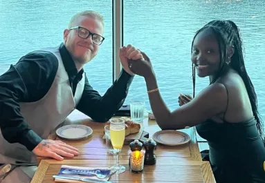 Fiatal párja miatt ekézik a 38 éves srácot – Ezt mondja ő