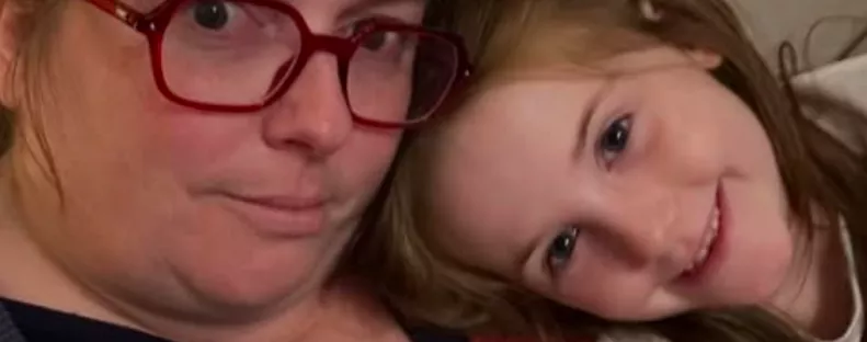 42 éves és sosem szexelt: egy lánya született a nőnek