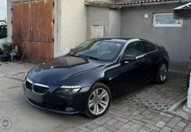 Ugrott a BMW coupé, a milliók, az arany: a kömlői férfi szórakozóhelyén is lehúzták a rolót