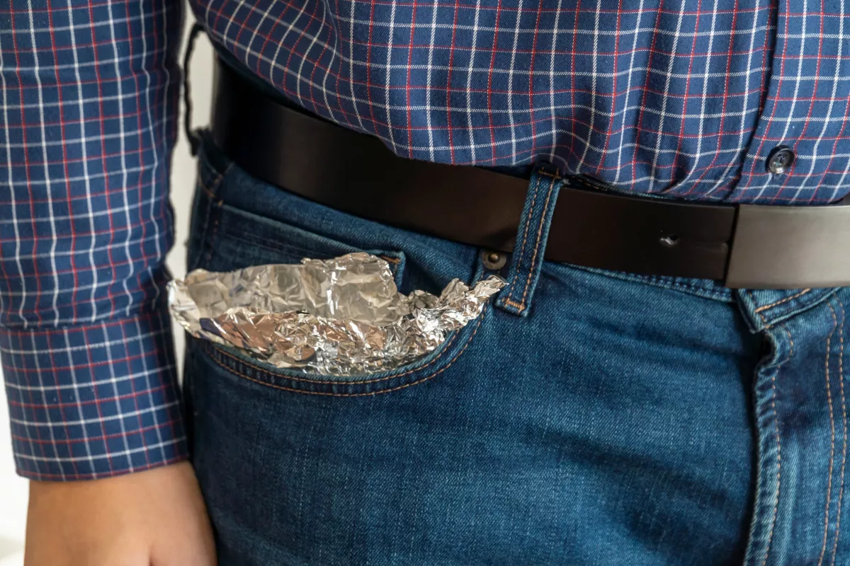 Zseniális trükk: ezért legyen mostantól mindig a zsebedben alufólia