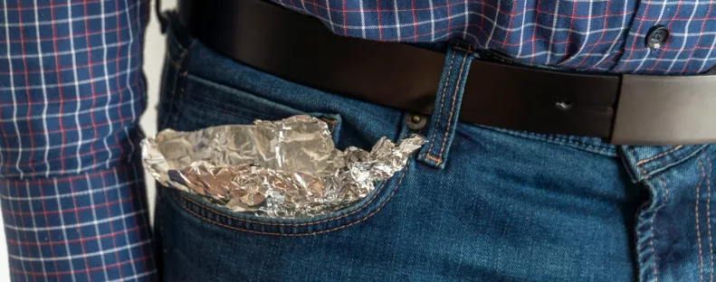 Zseniális trükk: ezért legyen mostantól mindig a zsebedben alufólia