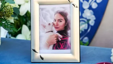 Borzalmas felfedezés: ellopták a meggyilkolt Pamela fejét a koporsóból