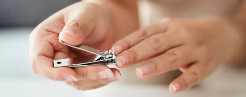 Folyton használod, mégsem tudod: Íme a körömcsipesz meglepő funkciója