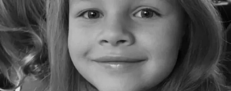 Felkavaró felvétel: Egy 110 kilós futár ölhette meg a 7 éves kislányt