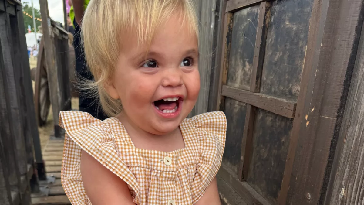 Segítséget kérnek a szülei: demenciát diagnosztizáltak egy 2 éves kislánynál