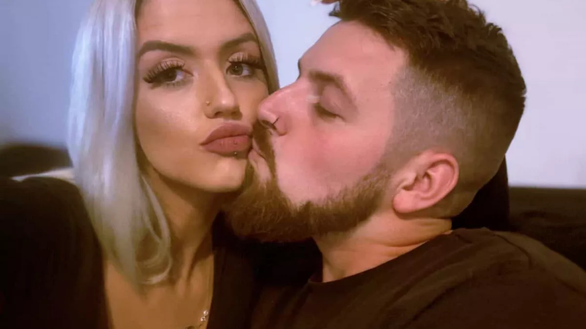 Két fejjel magasabb a pasijánál Lizzy: sokan ekézik őket, de ez őt beindítja