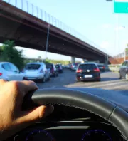 Pénzt adnak a dugóban állásért a magyarok kedvenc nyaralóhelyén, de van a dologban egy hatalmas csapda