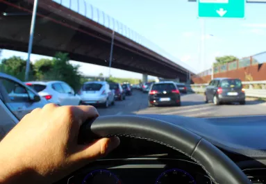 Pénzt adnak a dugóban állásért a magyarok kedvenc nyaralóhelyén, de van a dologban egy hatalmas csapda