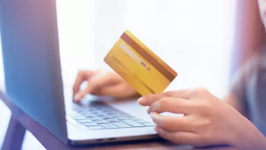 Veszélyes trükk terjed: ha ezt látod a számlatörténetedben, azonnal hívd a bankot 