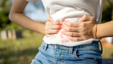 Figyelmeztet a gasztroenterológus: ez a 3 étel tönkreteszi a beleket