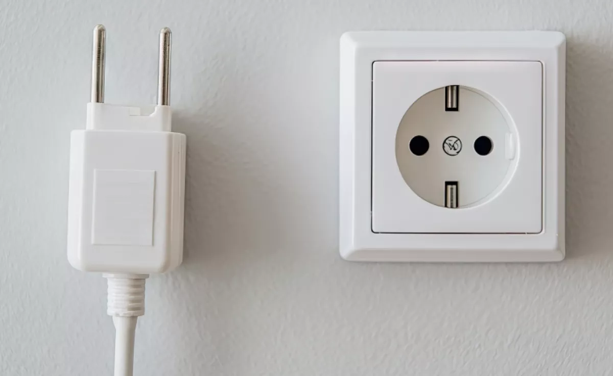 Ha ezt látod a konnektoron, ne dugj bele semmit: életveszélyes lehet