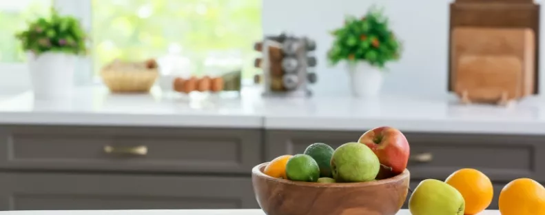 Filléres trükk: egy marék ebből a növényből, és a muslicák percek alatt eltűnnek a konyhából