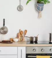 Nem a sütő vagy a vágódeszka a legkoszosabb: ez a konyhai tárgy több baktériumot tartalmaz, mint a WC