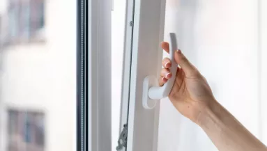 Figyelmeztetnek az orvosok: ha így szellőztetsz télen, tönkreteheted a tüdődet