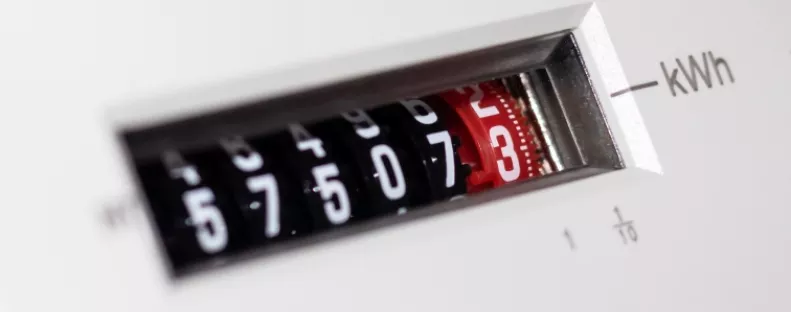 Nem a klíma fogyaszt sokat: ez az apró eszköz pörgeti meg a villanyórát igazán