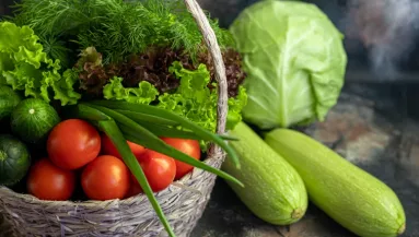 Soha ne edd ezt a zöldséget nyersen: súlyosan irritálhatja a gyomrot