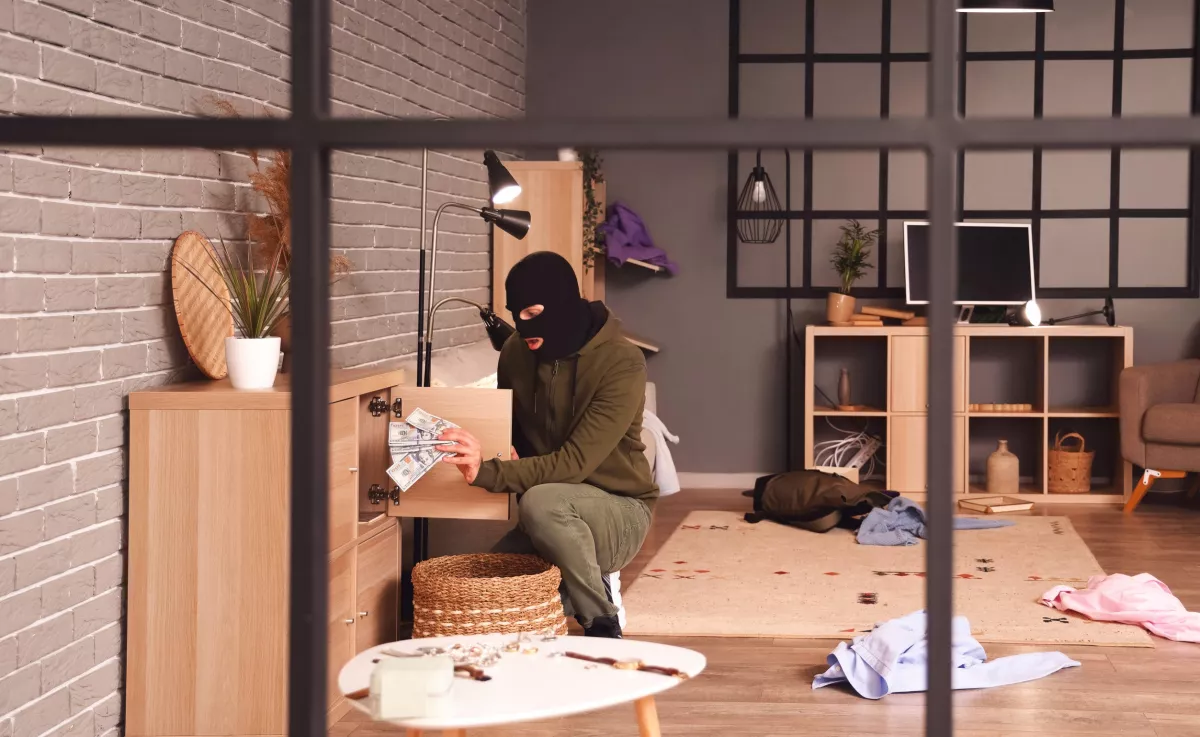 3 titkos rejtekhely a lakásban, amit a betörők sosem néznek meg