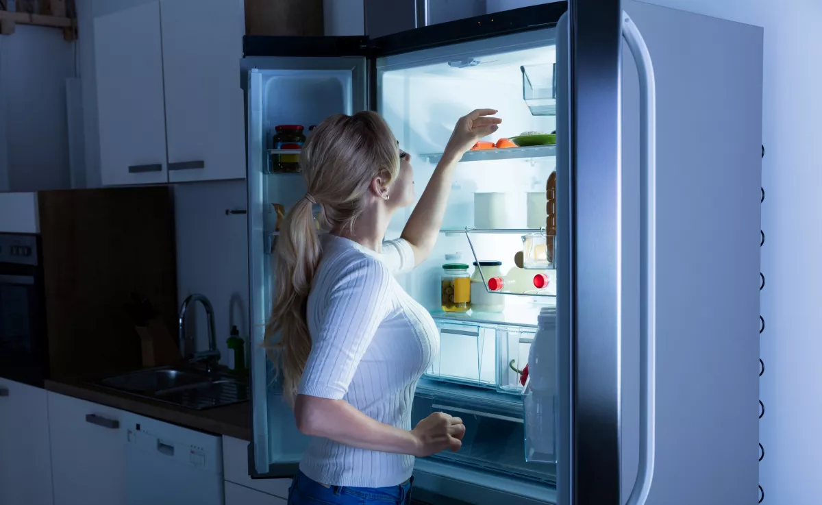 Ezt az egy dolgot állítsd át a hűtődön, és megszűnnek a baktériumok