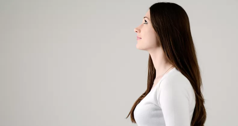 Ez a napi 10 perces szokás csendben rendbe teszi a tartásodat