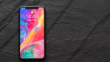 Háromszor gyorsabban merül a mobilod, ha ez a háttérképed