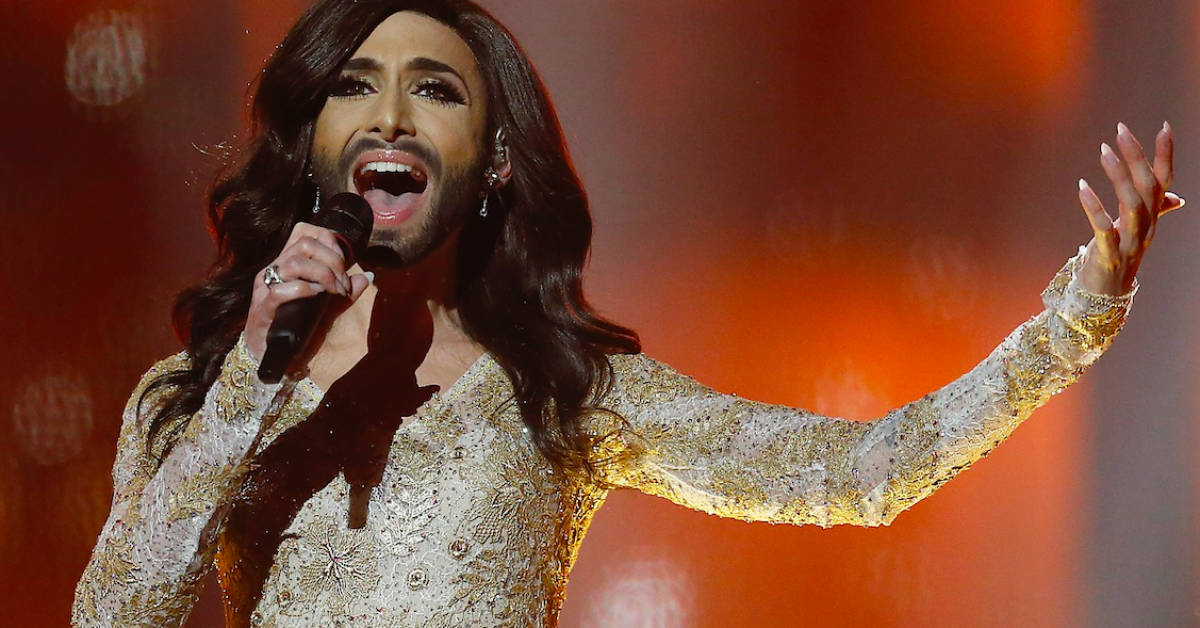 Sin pelo, sin maquillaje y sin uñas: así luce Conchita Forrest 10 años después de Eurovisión